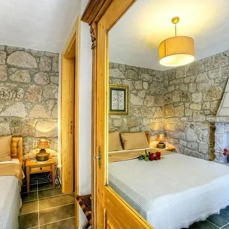 Idasos Tasodalar Hotel *